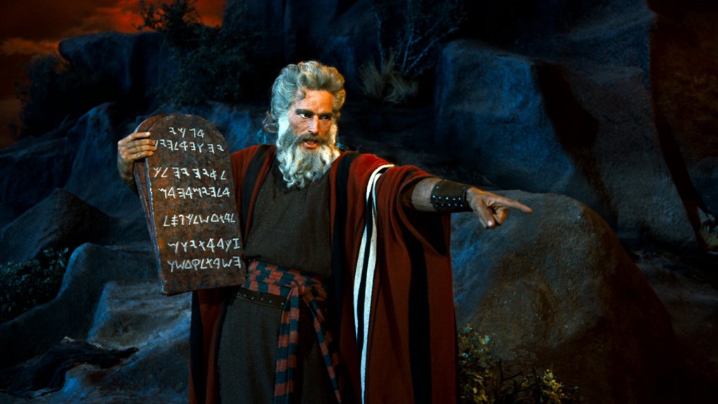 CHARLTON HESTON IN HIS ROLE AS MOSES IN 'THE TEN COMMANDMENTS'