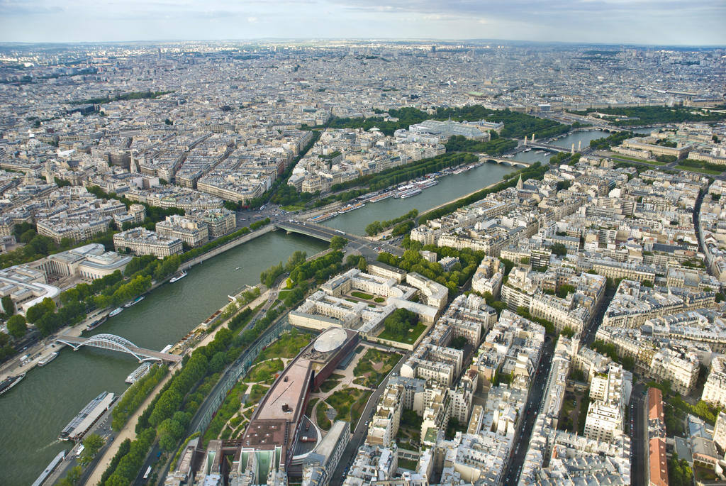 AERIAL VIEW OF RIVER SEINE